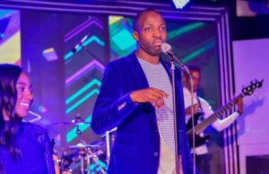 Download: Dunsin Oyekan – Imole De Dunsin Oyekan – Imole De